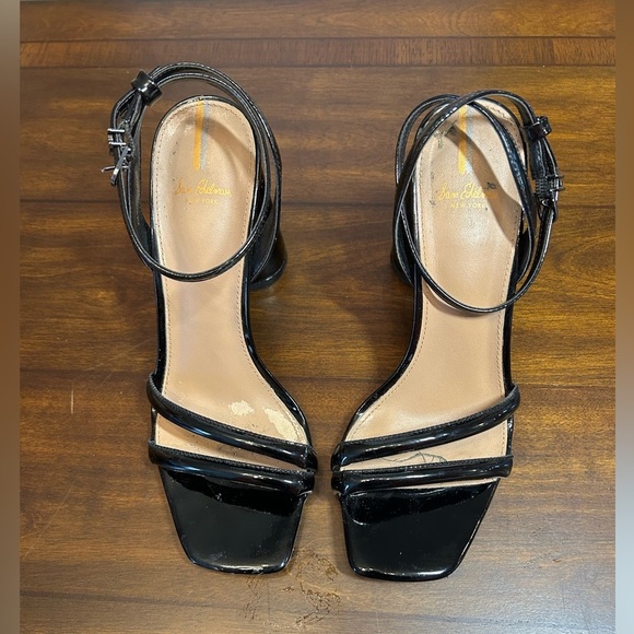 Sam Edelman Black Sandals Sleek Design-WORN-Scratches on heel - Picture 2 of 7